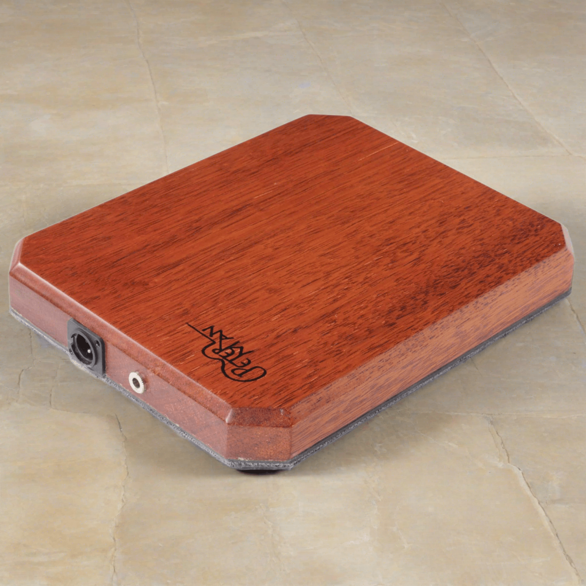 Big stomp professional stomp box with bass sound - Peterman Acoustic Music Stompbox